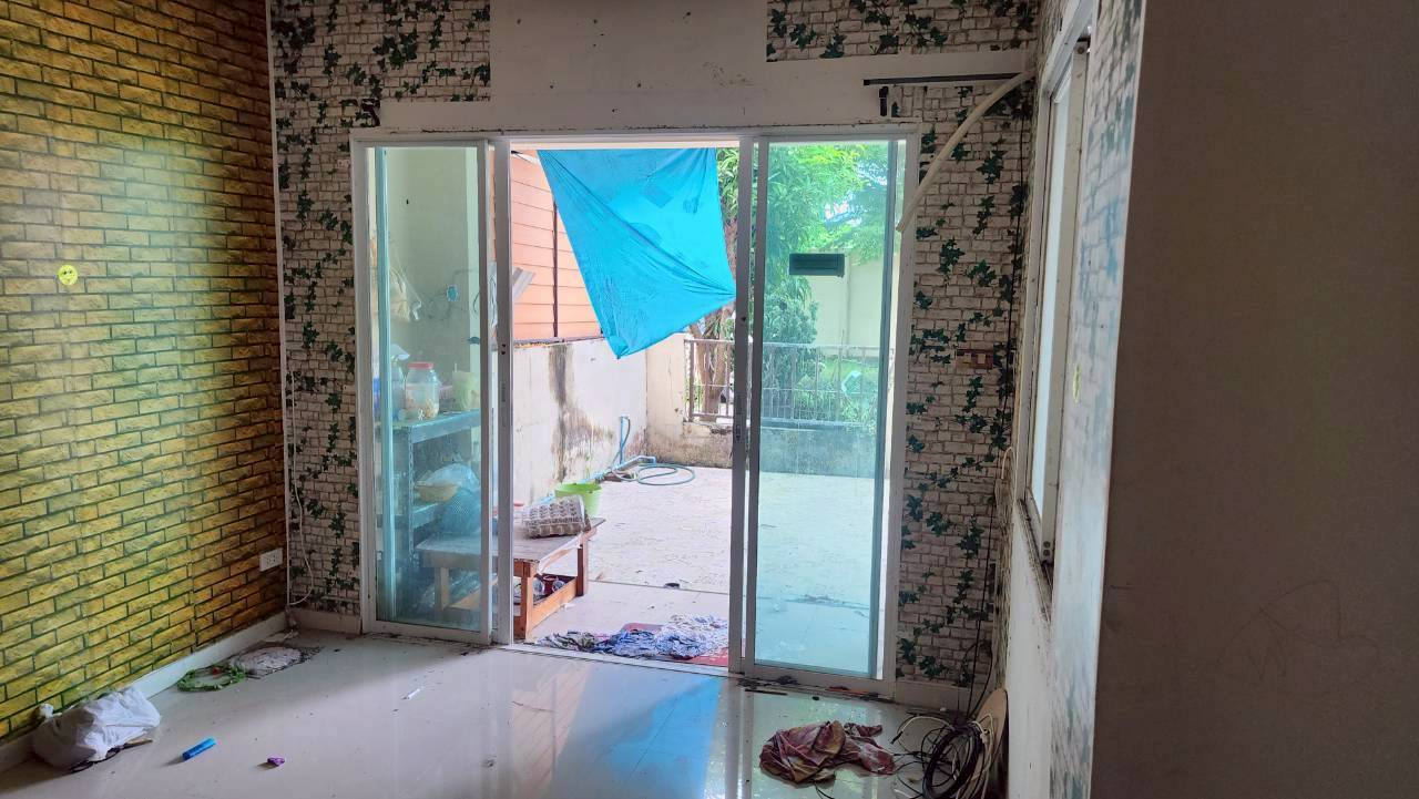 ทาวน์เฮ้าส์ 2 ชั้น หมู่บ้าน ภูมิใจนิเวศน์3 ทาวน์เฮ้าส์ 2 ชั้น หมู่บ้าน ภูมิใจนิเวศน์3