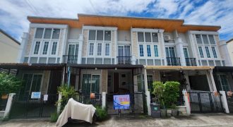 ทาวน์โฮม โกลเด้น ทาวน์ 2 (บางนา-สวนหลวง) เฟส 2