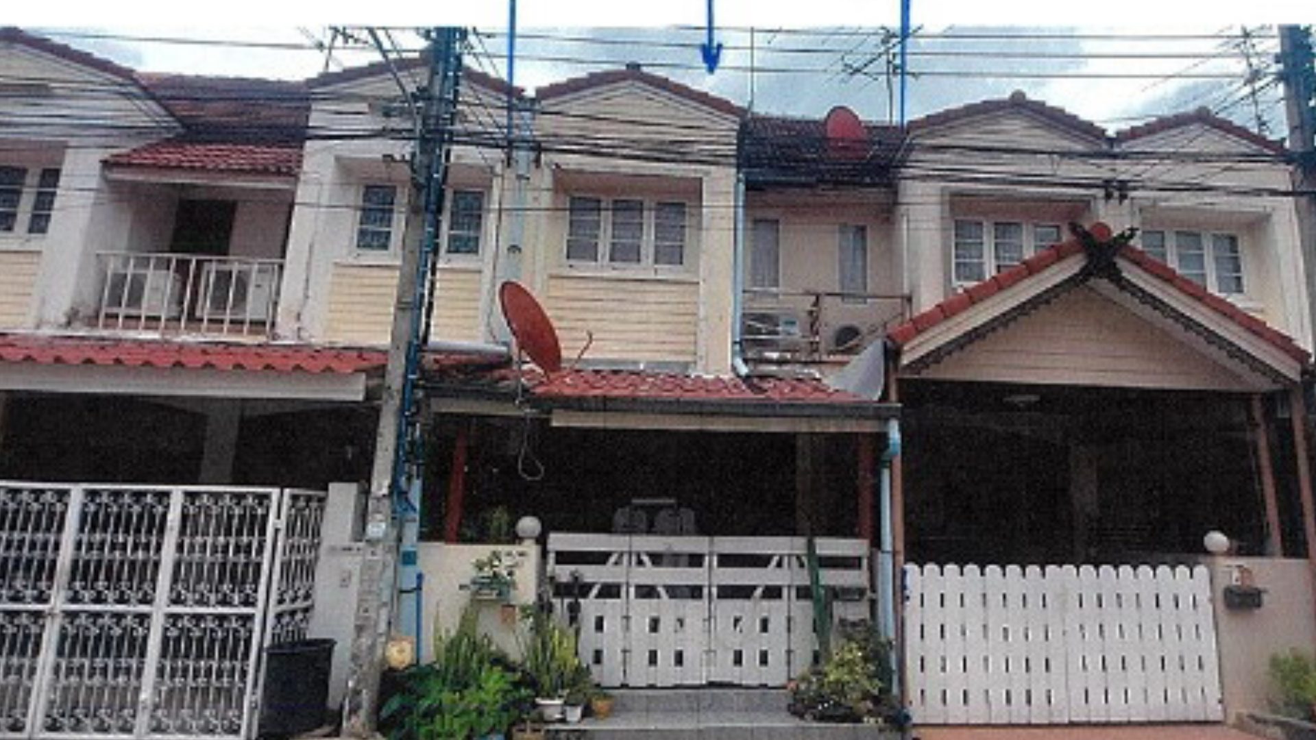 ทรัพย์ขายทอดตลาด หมู่บ้าน เฟิร์สโฮม ซอยร่วมมิตรพัฒนา