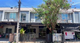 ทาวน์เฮ้าส์ 2 ชั้น อารียา เดอะ คัลเลอร์