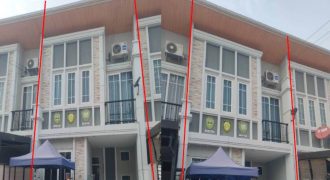 ทรัพย์ขายทอดตลาด หมู่บ้าน โกลเด้นท์ทาวน์ บางนา – สวนหลวง